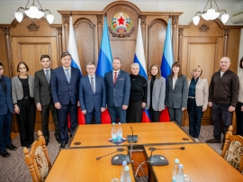 В Президентскую библиотеку передадут электронный фонд документов по истории Луганской Народной Республики В Президентскую библиотеку передадут электронный фонд документов по истории Луганской Народной Республики